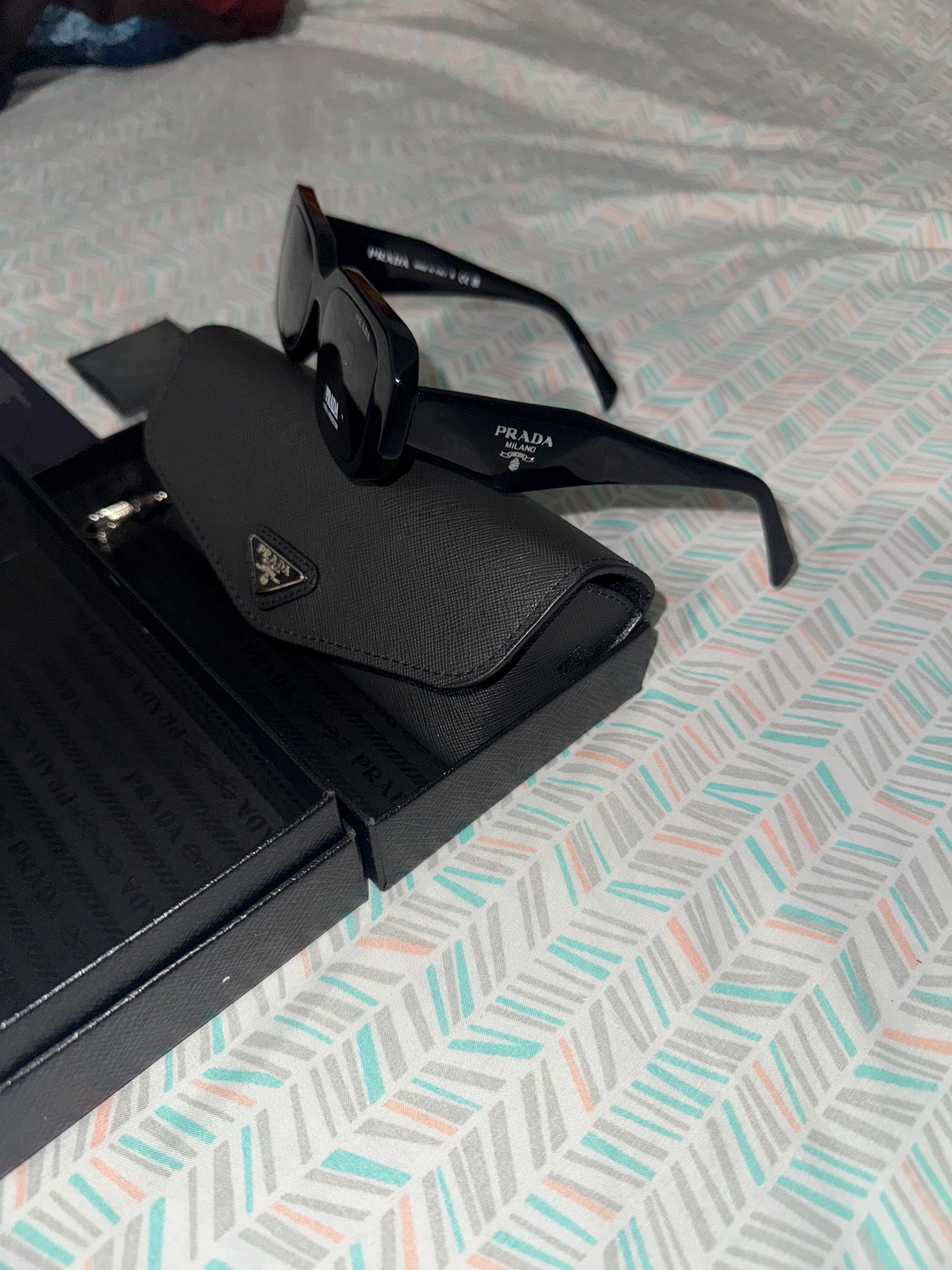 NWOT- Authentic Prada Sunglassess w/ case PRADA PR 17WS 1AB5SO Black Dark Grey Lens UNISEX Sunglasses  main image 2