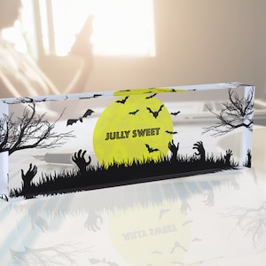 Custom Halloween Name Plate, Personalized Name Plate, Trick or Treat Name Sign, Name Plate for Desk, Gift for Halloween, Gift for Friends