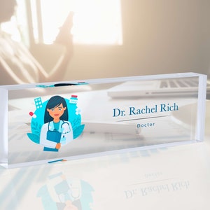 Doctor Desk Name Plate, Clinic Name Plate, Personalized Sign, Desk Plaque, Graduation Gift, Handmade Gift, Gift for Doctors, Gift for Her