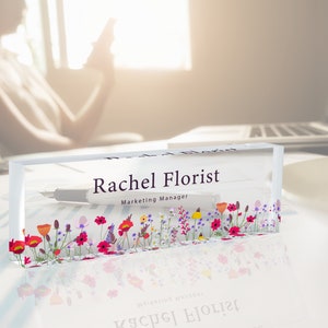 Flower Name Plate, Mixed Floral Design Name Plate, Acrylic Name Plate, Personalized Sign, Gift for Teacher, Gift for Her, Secreatery Gift