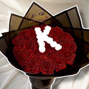Bouquet initial pailleté
