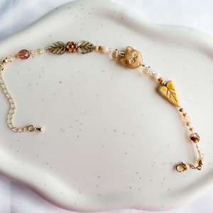 Handgefertigtes Katzenarmband im Vintage-Stil, Boho Chic Schmuck, Retro Herbst Perlen Armband, wunderliche Herbst Accessoires, Geschenk für Sie