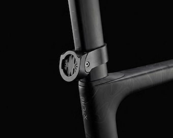 Varia Tail Light Mount: X-Lab RS7