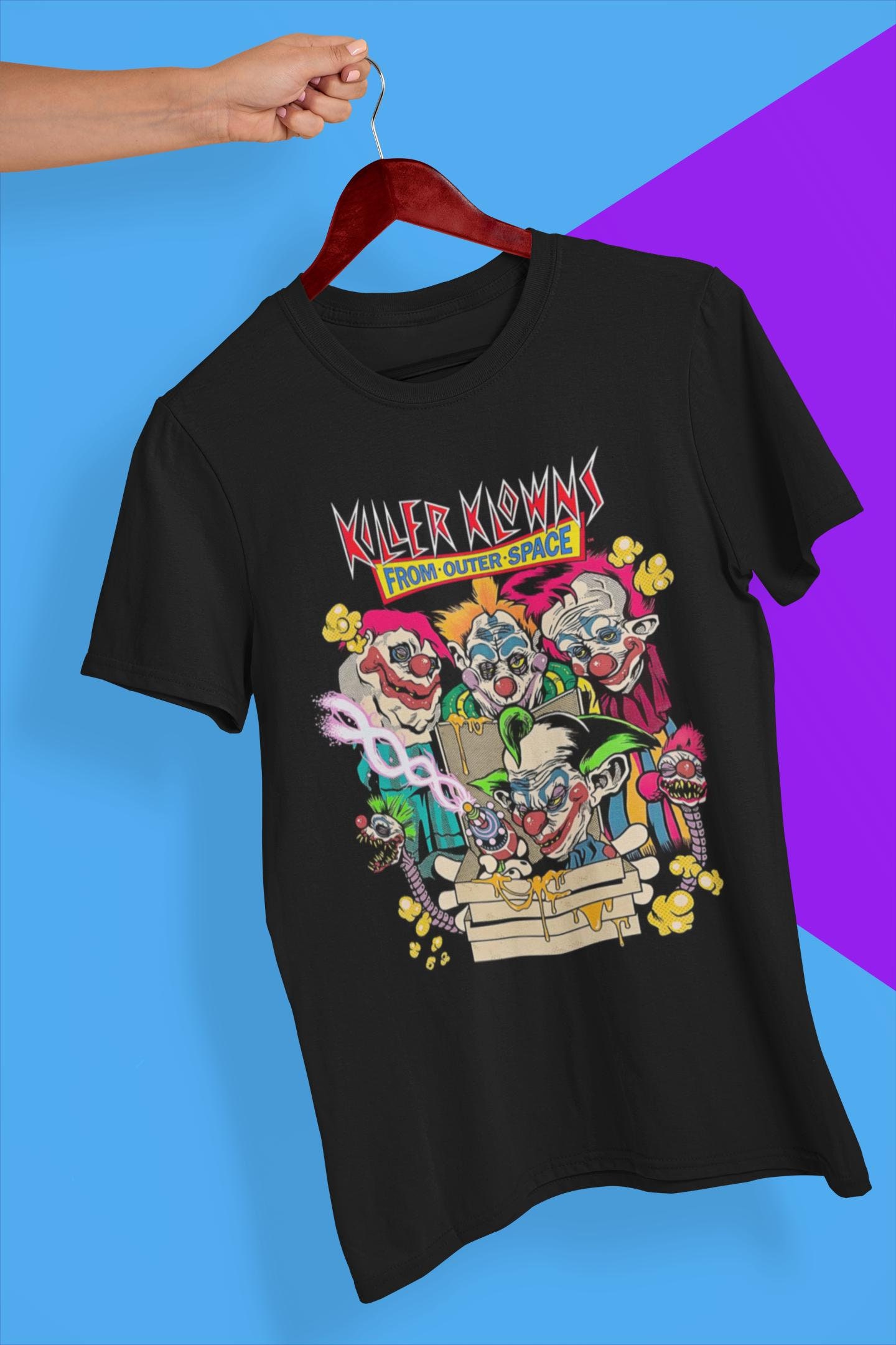 TheWiseTeeCompany Killer Klowns from Outer Space unisex Movie T Shirt Horror Fan Graphic Tee Gift for Her Gift for Him Horror Movie Nostalgia Clothing