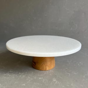 Cake Stand, White Cake Platter, Marble Cakestand, White Serving Plate, Round Pottery Flat Cake Stand With Wooden Base, Gift for Mum