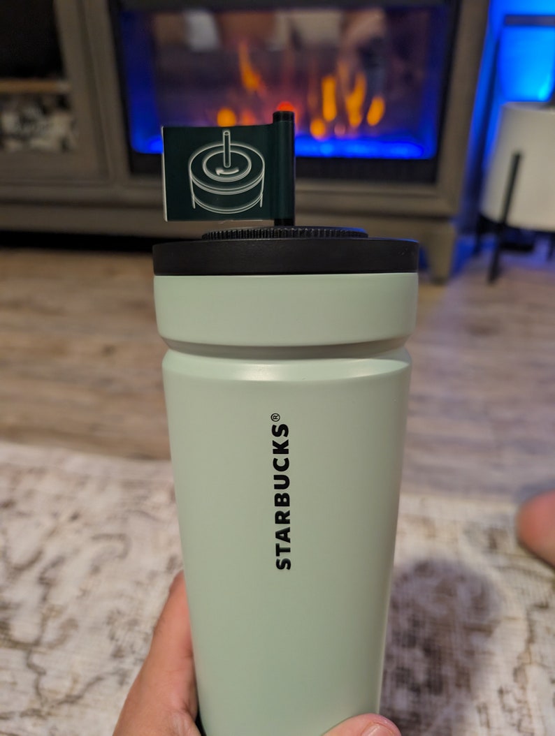 New 2024 Starbucks Seafoam SS Vacuum Cold Cup. Winter 2024. Twist to