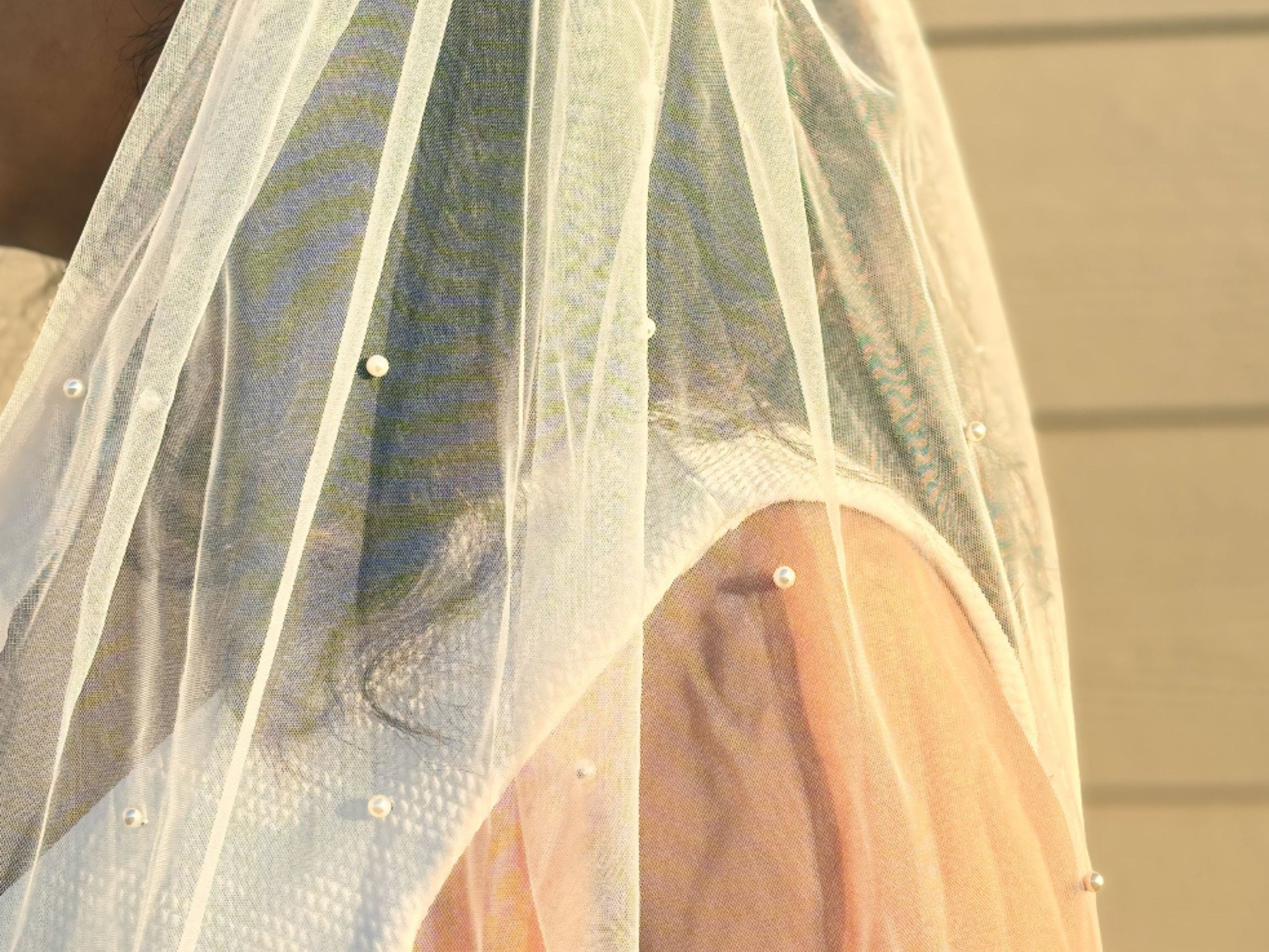 Vintage Cathedral Pearl Veil 131\