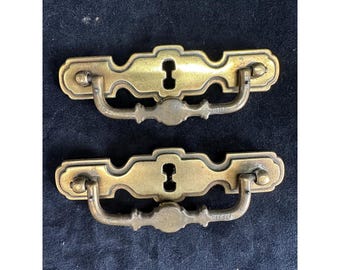 Vintage Keeler Brass Drawer Pulls Set of 2 5.5" Long Keyhole Center Vtg MCM