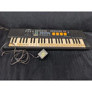 Casio Casiotone MT-220 Keyboard Electronic Piano Synth - Tested Working