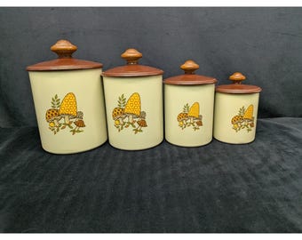 Set of Four (4) Vintage WEST BEND Aluminum Mushroom Canister MCM with Wood Knobs