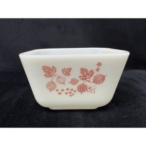 Pyrex リフリジレーター　M２個　Ｓ４個　グーズベリー Pyrex リフリジレーター M2個 S4個 グーズベリー Pyrex Gooseberry