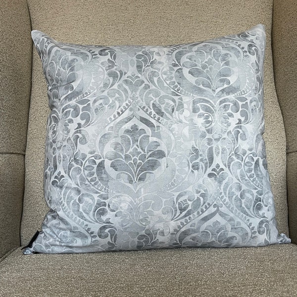 Polished Cotton Handmade Decorative Throw Pillow Cover (18x18) -OC103