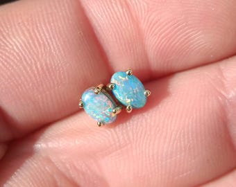 14k Gold Lightning Ridge Opal Stud Earrings Australian Opal