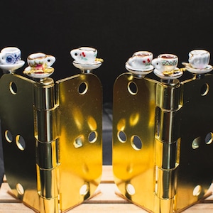 Tea Time Hinge Head