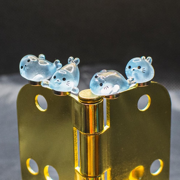 Baby Seal Hinge Head Topper Glow in the Dark