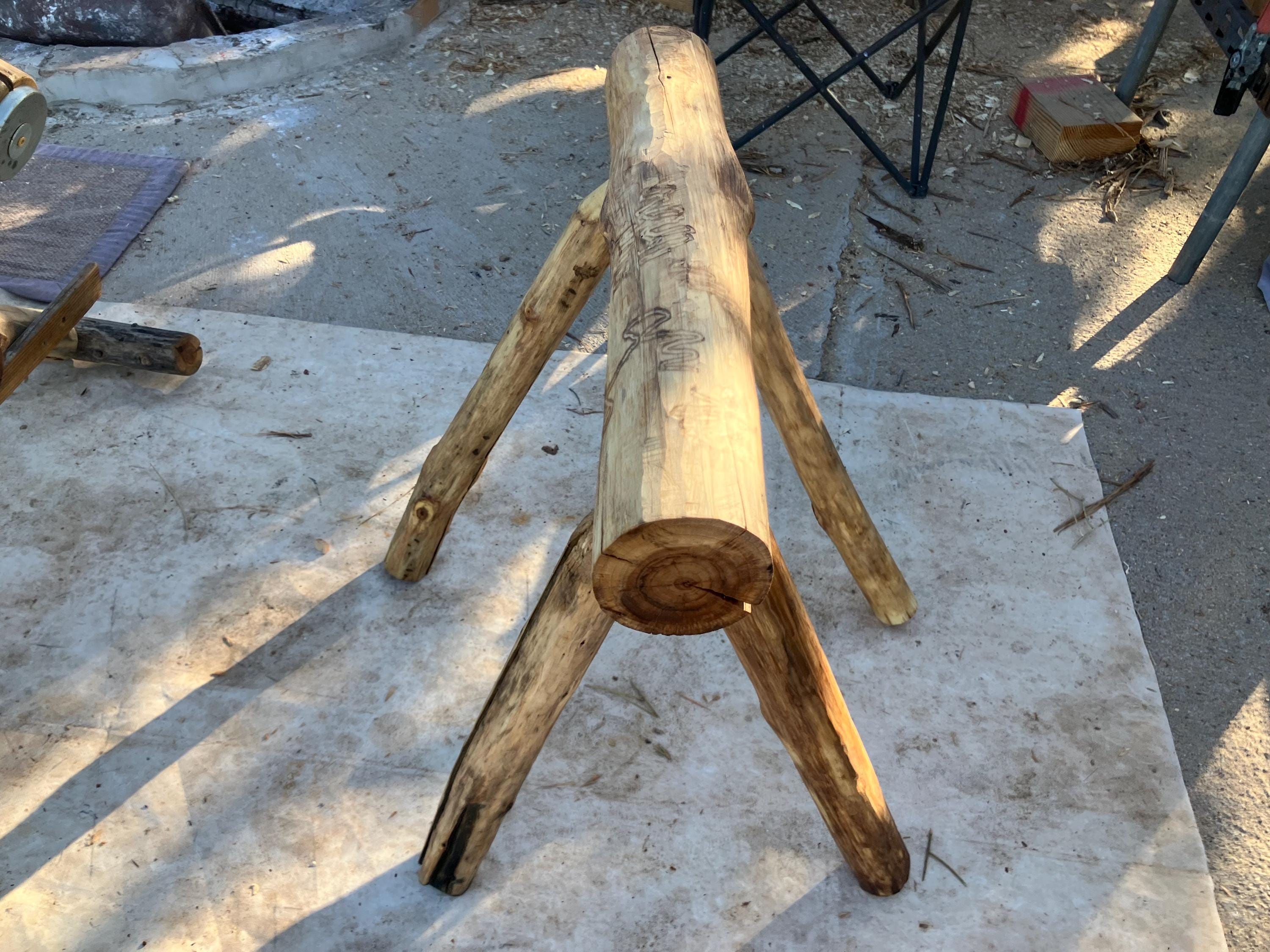 OO Woodworks Log Saddle Stand - Etsy