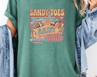 Camiseta con dedos arenosos y cabello salado, camiseta playera retro con gráfico