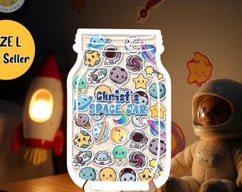 Spersonalizowany słoik z nagrodami w kształcie astronautów z kosmosu i galaktyki, kolorowa dekoracja do klasy, prezent na powrót do szkoły, spersonalizowany słoik z astronautami i ich imionami dla ucznia