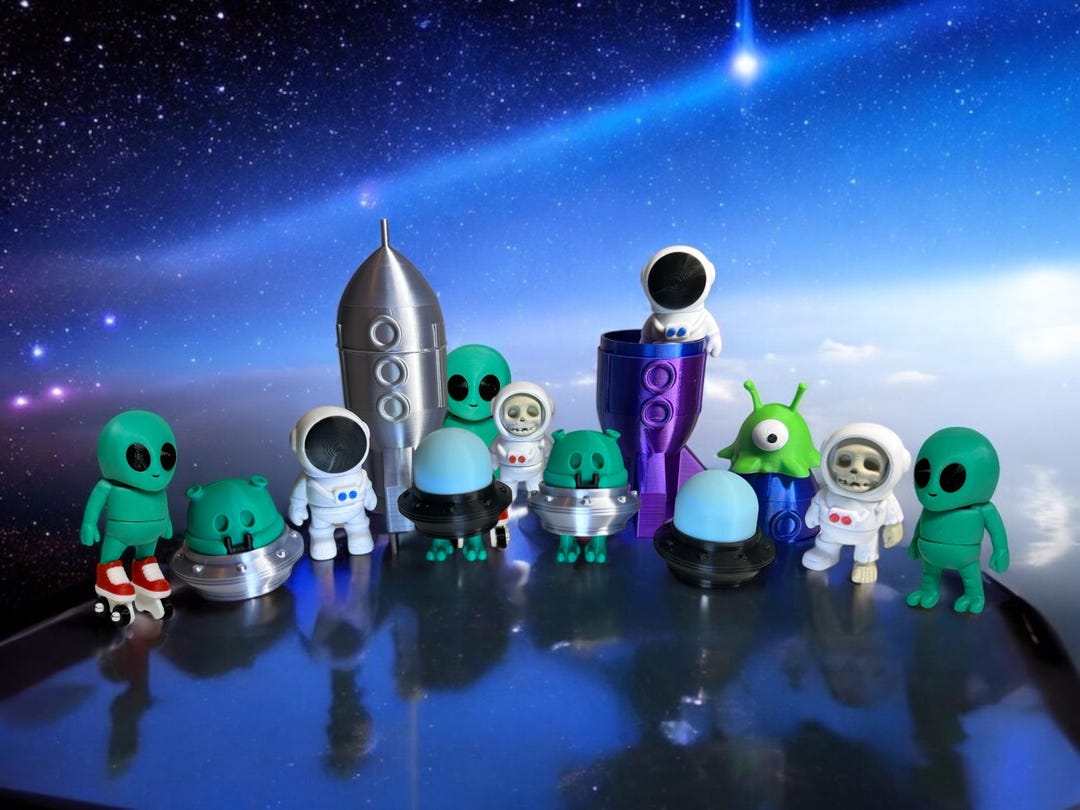 Space Adventure Toys - Articulated 3D Printed Aliens and Astronauts - Etsy