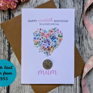 Carte du 70e anniversaire pour maman, carte souvenir spéciale avec une vraie pièce de six pence porte-bonheur de l'année de naissance, pièce de monnaie de 1955, cadeaux du 70e anniversaire pour elle