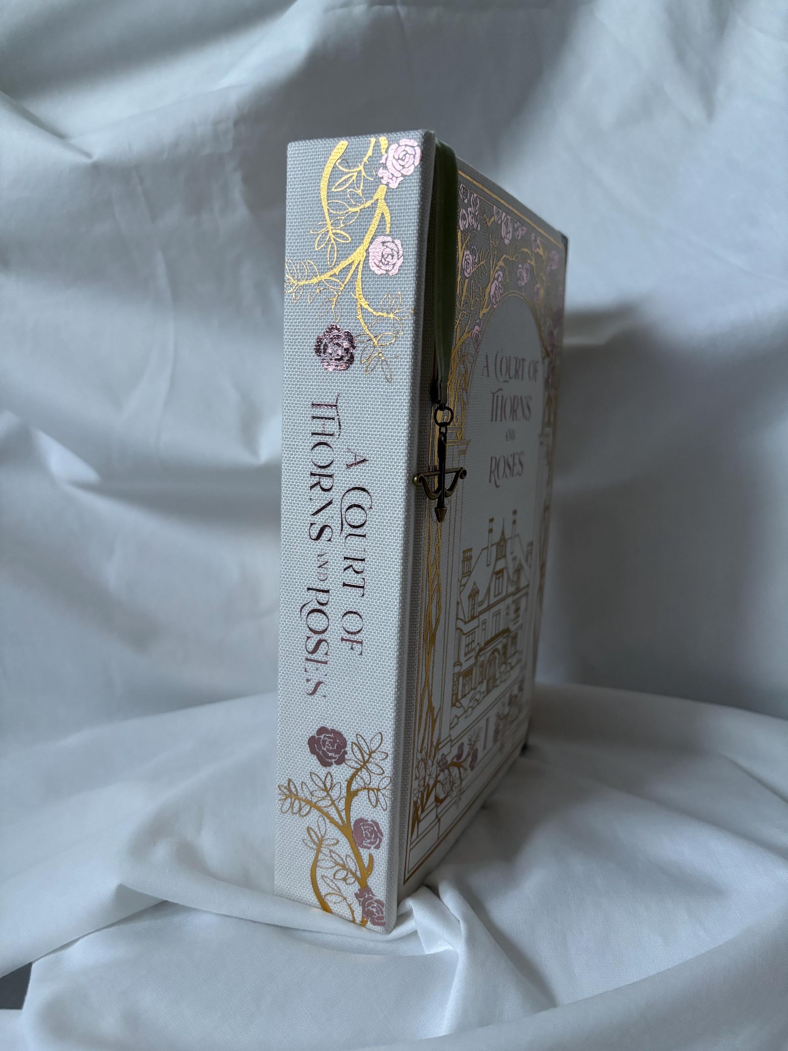 A Court of Thorns and Roses Special Edition Limited Edition Hand Made A Court of Thorns and Roses Special Edition Limited Edition Hand Made