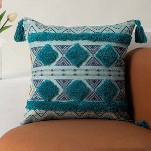 Handwoven Cotton Pillow Cover Boho style sofa accent pillow, handcrafted cushion for bed or sofa couleur 6