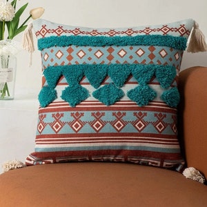 Handwoven Cotton Pillow Cover Boho style sofa accent pillow, handcrafted cushion for bed or sofa couleur 4