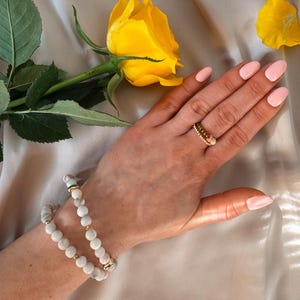 Chunky White Agate Bracelet