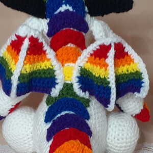 back wings detail