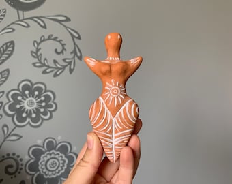 A ceramic goddess. Trypillia goddess of fertility