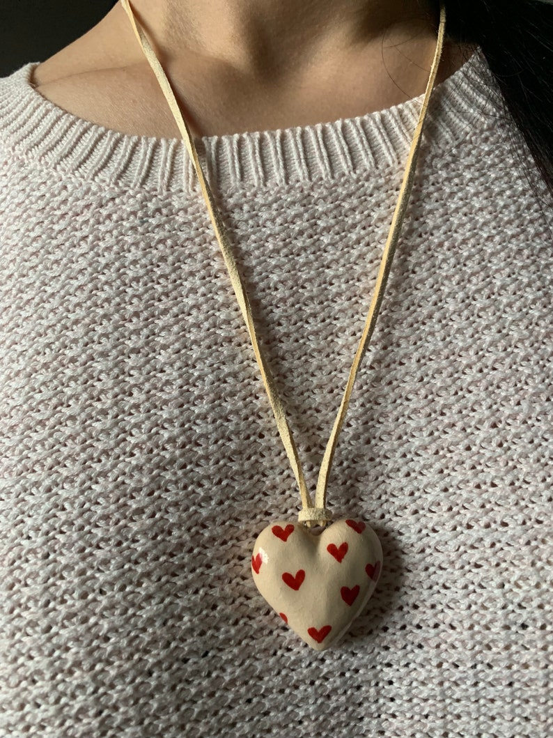 Red - Quirklets Handpainted Clay Heart Pendant Necklace 32 main image 1