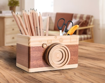 Retro Camera Wooden Pencil Holder | Wooden office pen holder | Wooden Makeup Brush Holder | Gift for photographer | Pencil Holder for kids