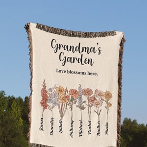 Personalized Grandma&#39;s Garden Woven Blanket, Mother&#39;s Day Birth Flower Month Keepsake, Custom Gift from Grandkids, Vintage Floral Tapestry