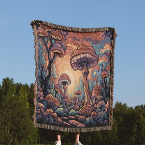 Mushroom Psychedelic Woven Throw Blanket, Forest Trippy Mushroom Wall Tapestry, Whimsical Mushroomcore Home Decor, Gift for Him,Gift for Her