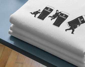 T-shirt grafica "Sergeant Stout" trio Guinness – 100% cotone, stile streetwear.