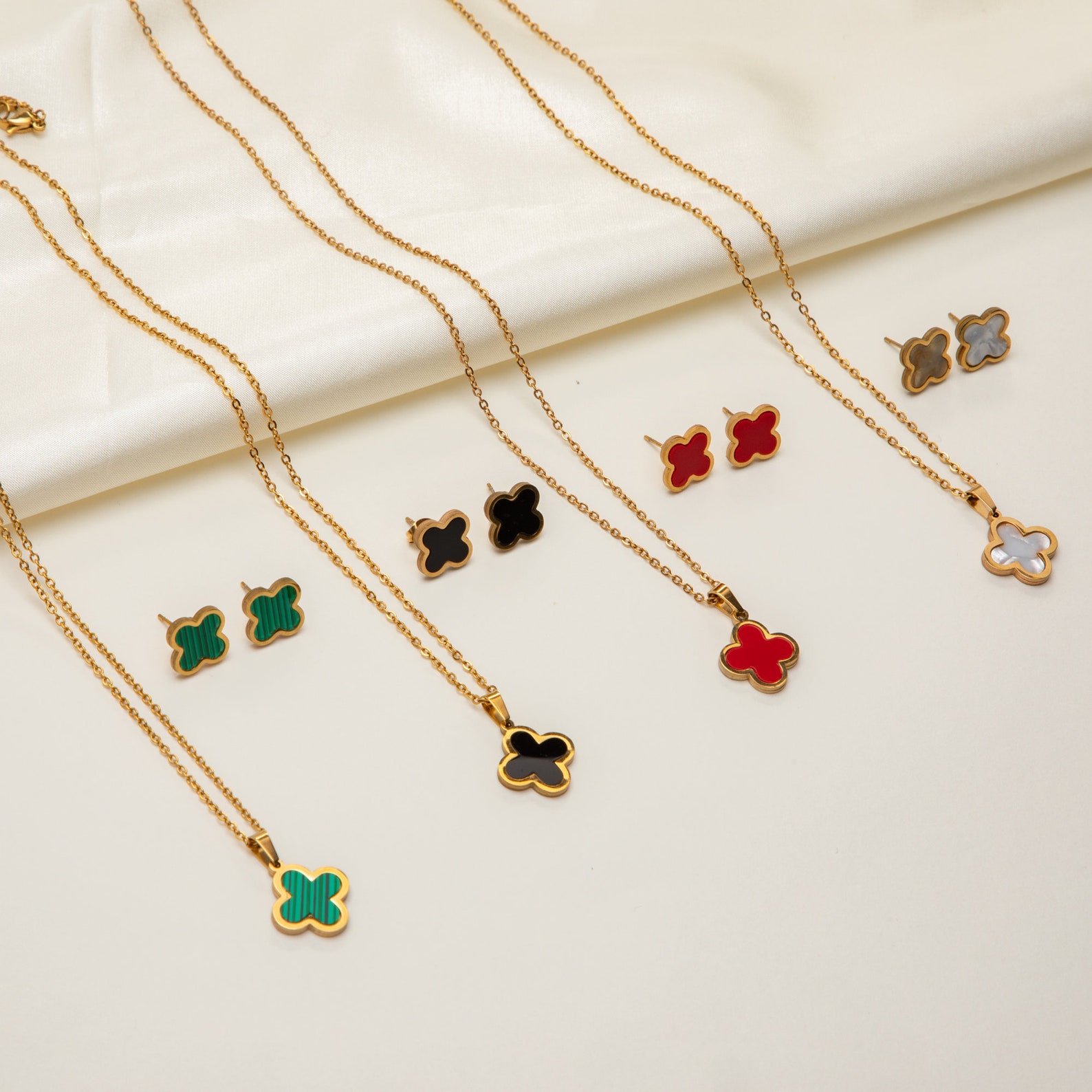 Red Clover Leaf Necklace for Women | 4 Leaf Clover Necklace | Lucky ...