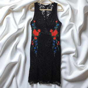 nicole miller embroidered lace dress Nicole Miller Artelier main image 0