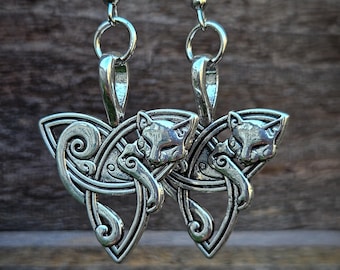 Huginn And Muninn Odin's Twin Ravens On Triquetra T-Shirt Huginn And Muninn Odin's Twin Ravens On Triquetra T-Shirt