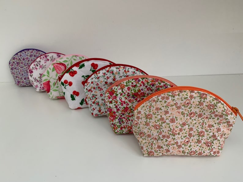 Red - Handmade Quilted Cotton Coin Pouch 12