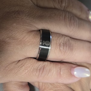 Black Stainless Steel Pineapple Ring: Lifestyle Symbol or Poly symbol