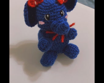 Lindo peluche Elefante Azul, crochet, Sra. Elefante con lazos, amigurumi