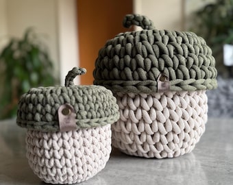 XXL acorn basket, crocheted basket with removable lid, practical, decorative basket, storage basket, large crocheted basket