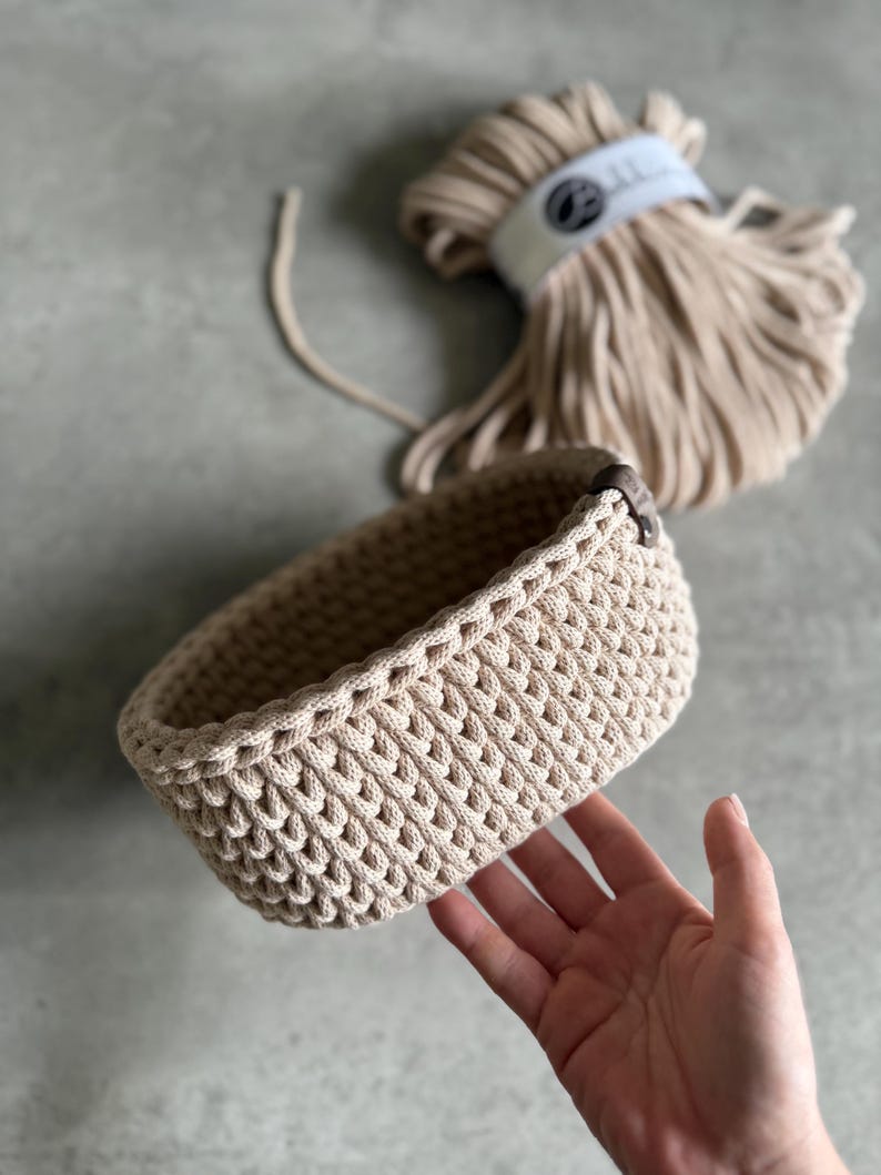 Warm Beige, Größe m (Boden 22 x 14,50 cm) in Warm Beige.