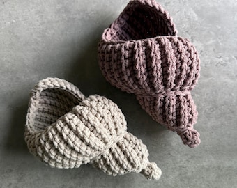 Crocheted shell basket, shell, handmade, lying or hanging, gift basket, decorative basket - many new colors available