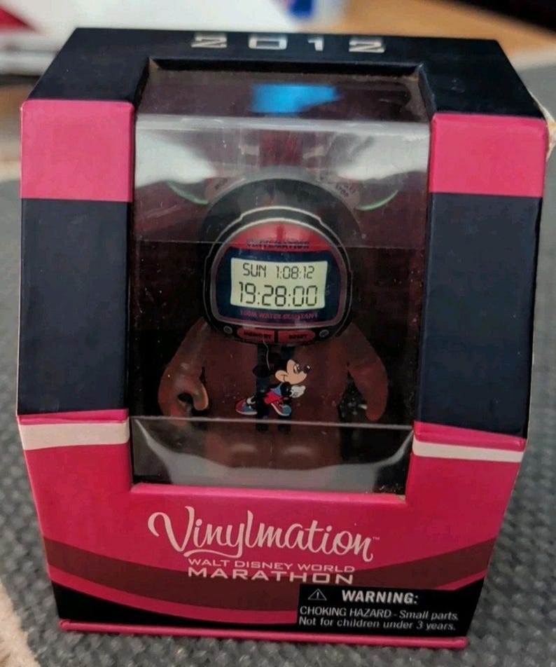 Walt Disney World Marathon Mickey Mouse Vinylmation Figurine 2012 image 1