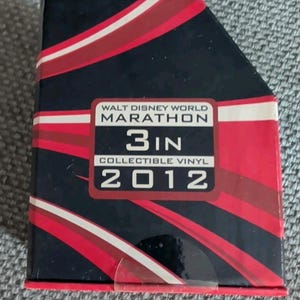 Walt Disney World Marathon Mickey Mouse Vinylmation Figurine 2012 image 5