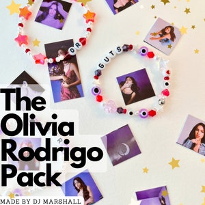 Das Olivia Rodrigo Paket | 3 Olivia Rodrigo Inspirierte Armbänder | 11 Olivia Rodrigo (1 inch x 1 inch) Sticker | Olivia Rodrigo Armbänder |