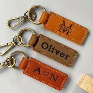 LEATHER KEYCHAIN, Personalized Leather Keychain, Anniversary Keychain, 3 year Anniversary Gift, Men's Keychain, Mother's Key ring, Key fob