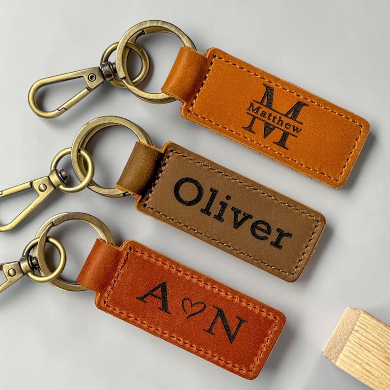 LEATHER KEYCHAIN, Personalized Leather Keychain, Anniversary Keychain, 3 year Anniversary Gift, Men's Keychain, Mother's Key ring, Key fob