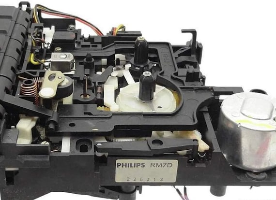 PIECE DETACHEE HIFI Compteur Compte Tours Counter Lecteur Cassette Philips F6121 EUR 9,90 - FR